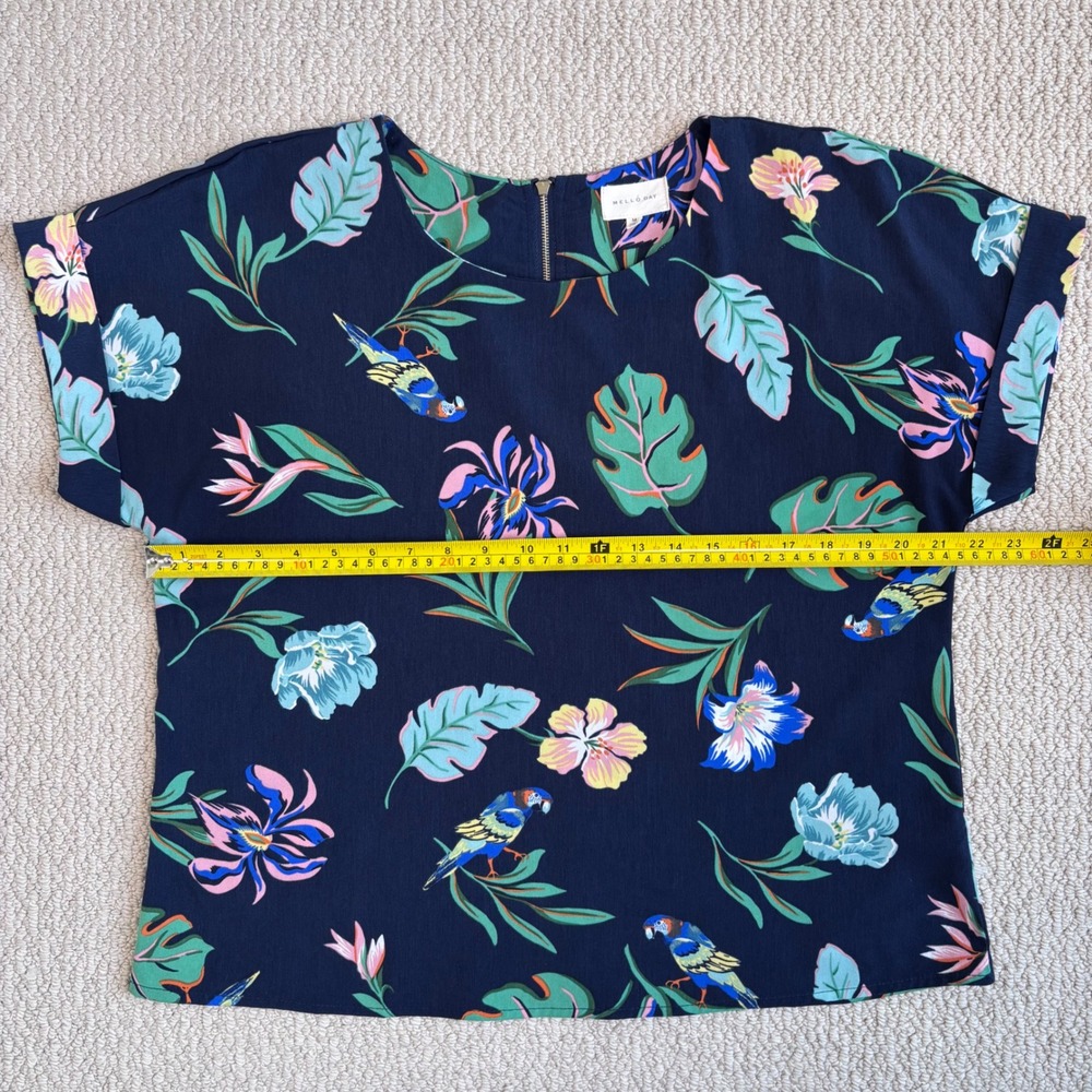 MELLO DAY Tropical Floral Print Blouse, Size Medium, Navy Blue Short Sleeve‎ Top - Picture 6 of 16